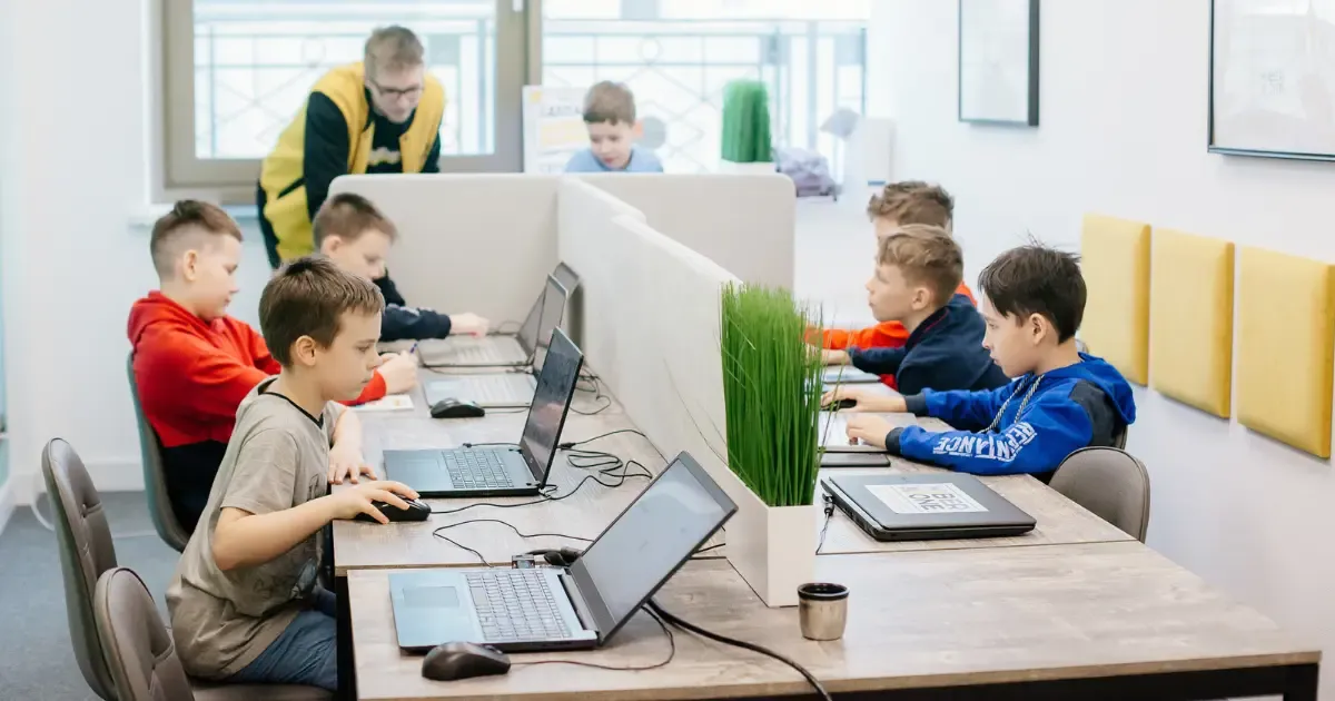 С какого возраста лучше начинать изучать программирование