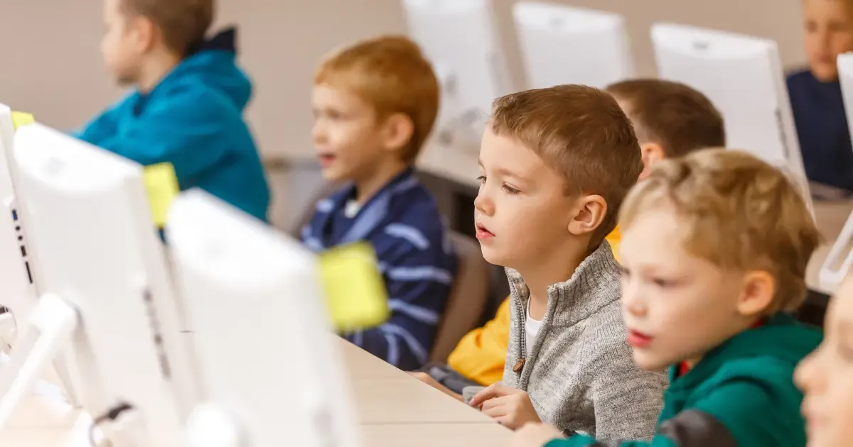 ТОП-5 навыков будущего, которые ребенок получает на курсах программирования